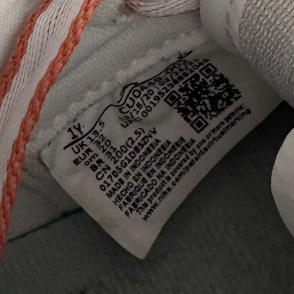 Jordan 1 retro high OG seafoam 1y - Picture 6 of 6